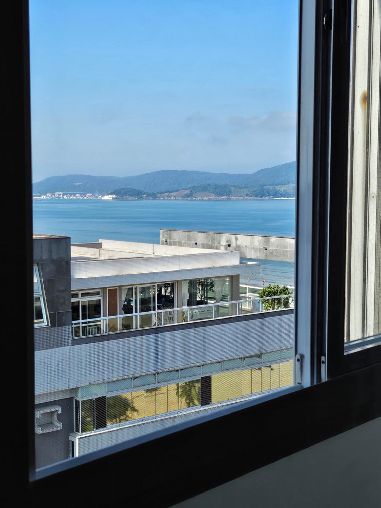 Apartamentos Na Praia Do Gonzaga Frente Mar Com Estacionamento Santos Kültér fotó